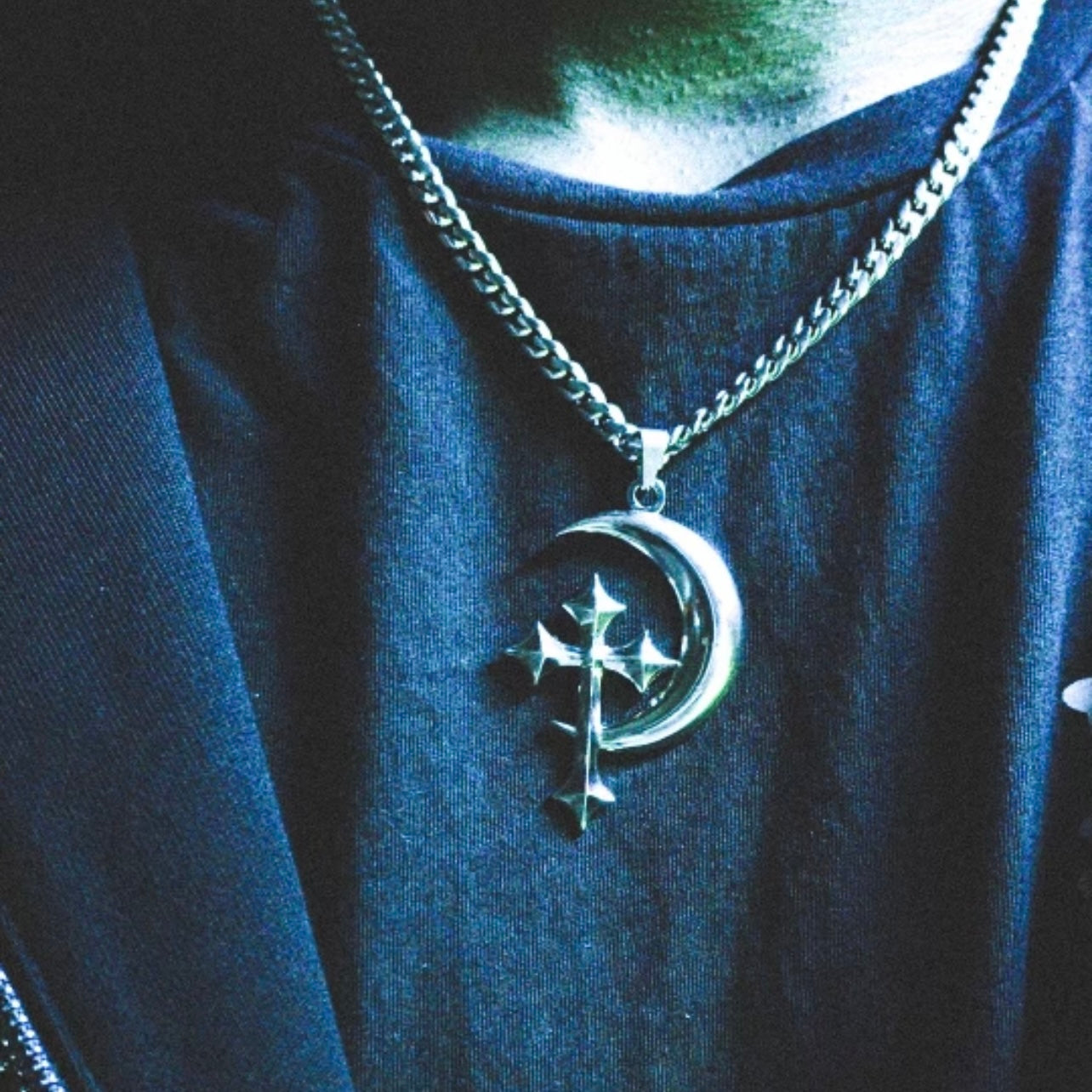 Korrupt Emblem Chain